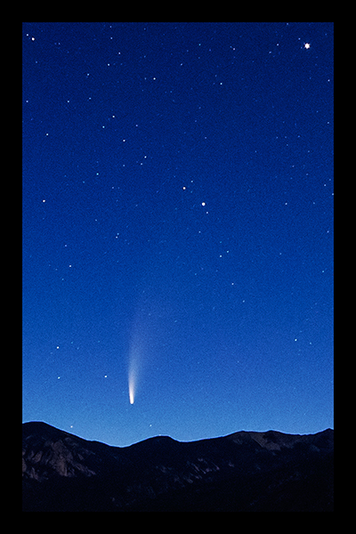 Comet NEOWISE detail